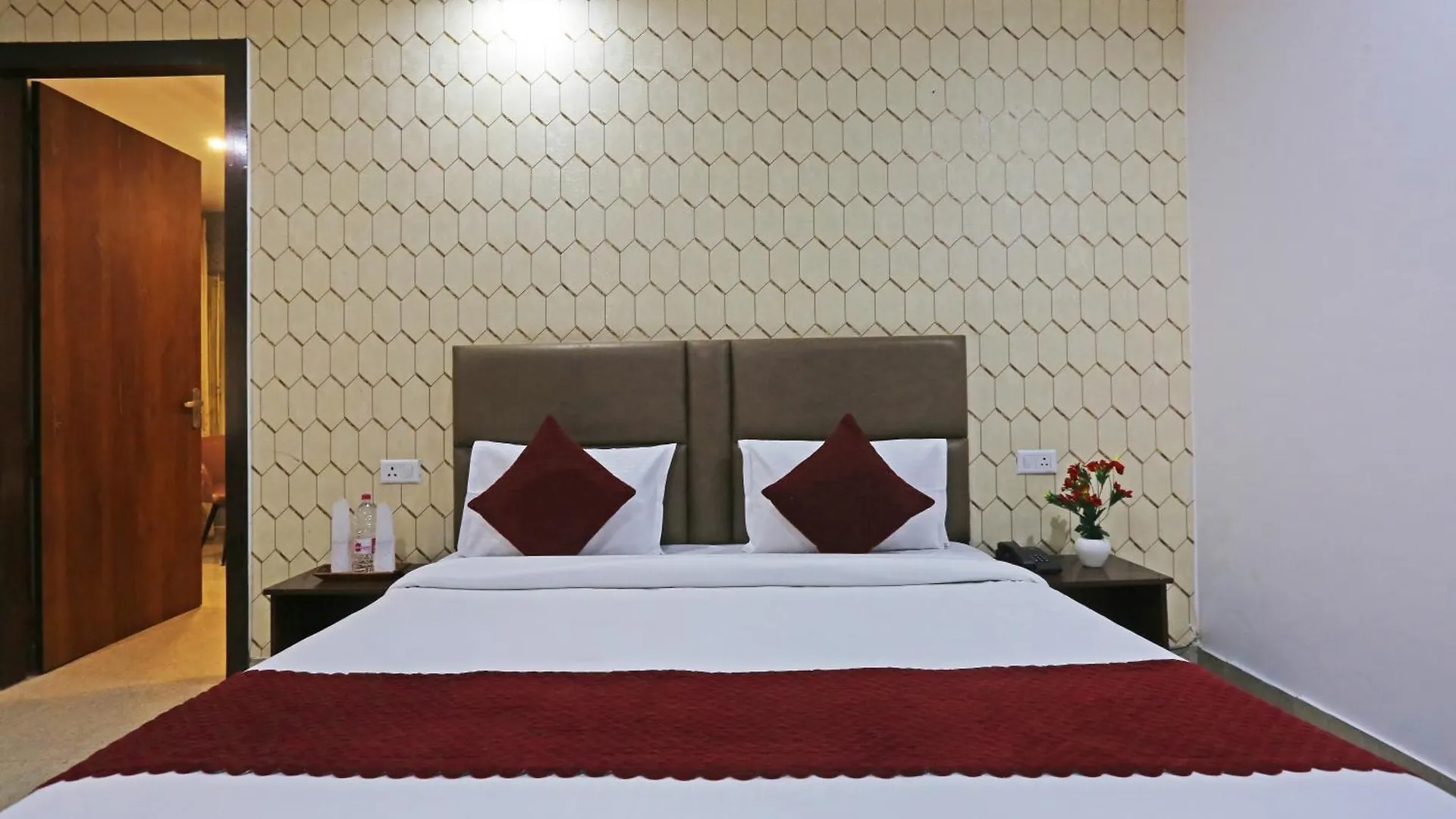 Hotel Park View A Family Hotel - Delhi Airport New Delhi